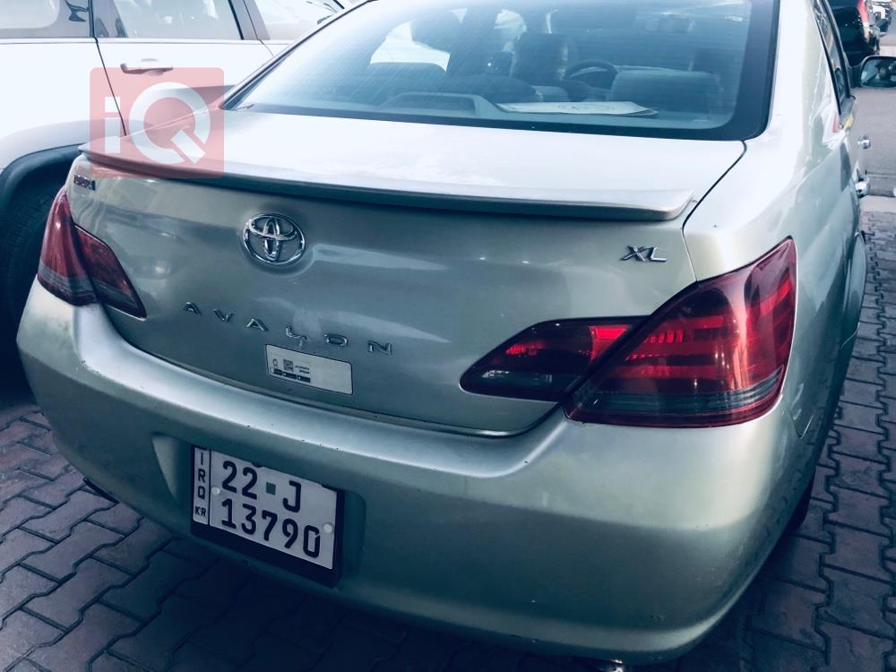 Toyota Avalon